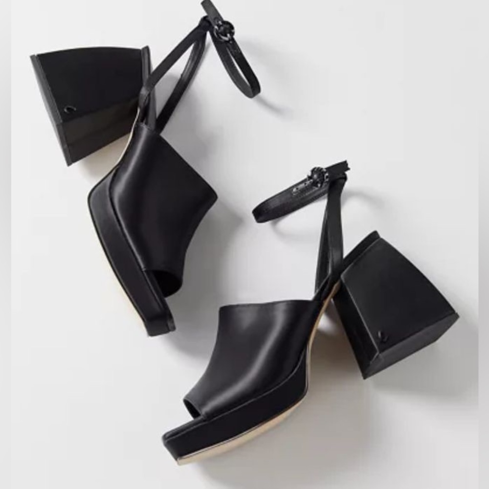 Circus NY Miranda Heel - NEVER WORN Sz 10